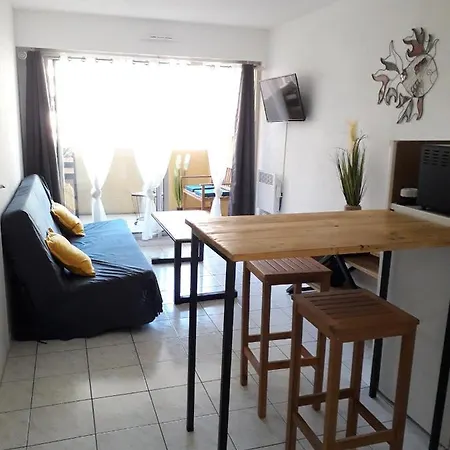 Le Venizio - Classe 2 Etoiles - T2 Climatise, Avec Terrasse, Parking, Pret De Velos, 10 Minutes A Pied Gare Et Centre Lejlighed Sète